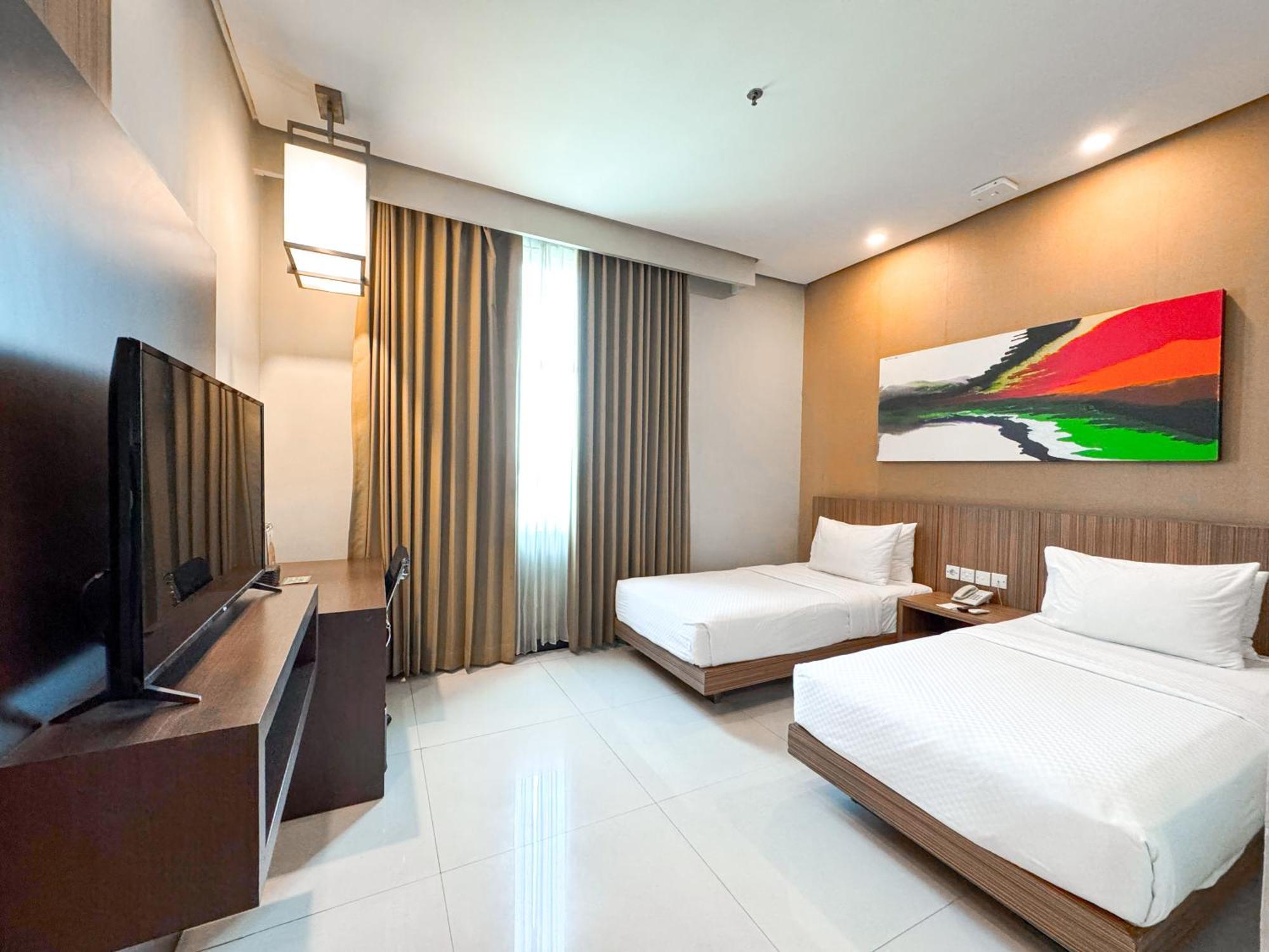 Savana Hotel&Convention Malang Buitenkant foto