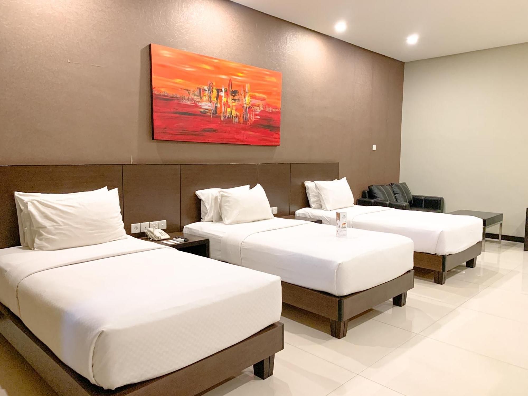 Savana Hotel&Convention Malang Buitenkant foto